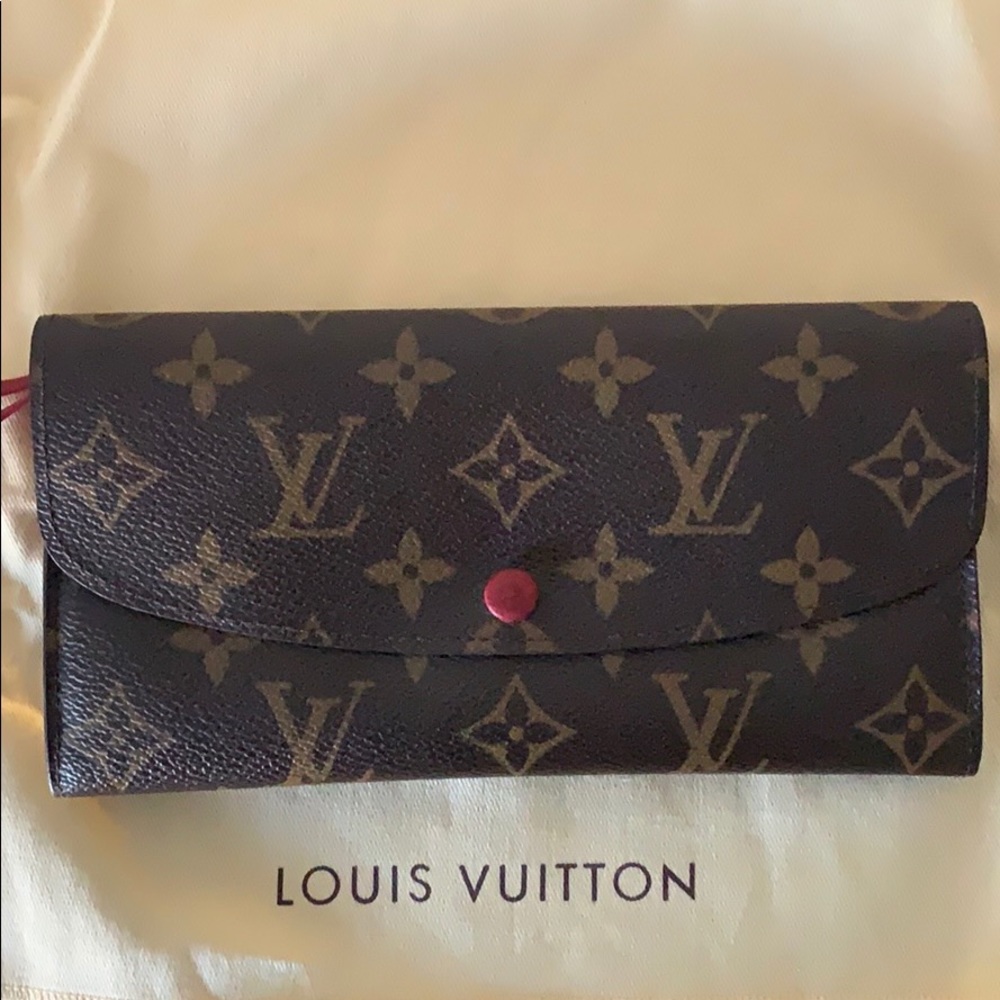 Louis Vuitton Sarah wallet